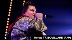 Рап изпълнителката Альона Альона