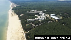 Близо до комплекс "Камчия" няма други хотели или почивни бази