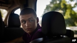 17-годишният Тимофей, който вече е бежанец във Франция