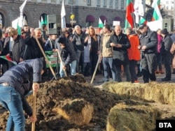 Протест на "Възраждане" пред КС, 8 февруари 2024 г.