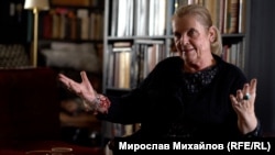 Археоложката проф. д-р Анелия Божкова от Националния археологически институт с музей към БАН