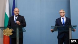Президентът Румен Радев и премиерът Николай Денков дадоха брифинг след срещата.