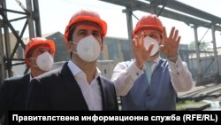 Кирил Петков и Борислав Сандов в ТЕЦ "Брикел"