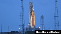 100-метровата ракета "Артемис" бе изстреляна от  Кейп Канаверал във Флорида.