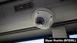 Камера в градския транспорт в София