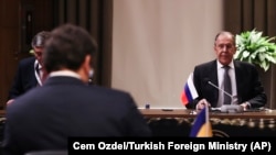 Външните министри на Украйна и Русия Дмитро Кулеба и Сергей Лавров, Турция, 10 март, 2022.