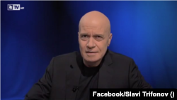 Слави Трифонов направи изявление по телевизията си 7/8 ТВ в петък вечер. 