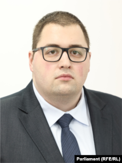 Деян Петков