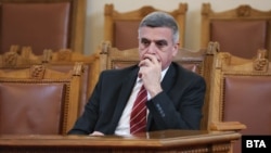 Министърът на отбраната Стефан Янев нарече случващото се в Украйна "военна интервенция", след като руската армия започна инвазия срещу Киев.