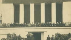 В тайните подземия на мавзолея