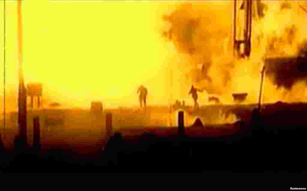 Байконур е бил сцена и на някои трагични провали, най-вече засекретената катастрофа на маршал Неделин през 1960 г. (на снимката), когато ракета избухва при старта си, убивайки около 100 души.