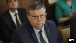 Сотир Цацаров