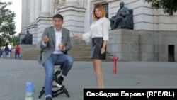 Стоп кадър от рекламата на студентската телевизия "Алма Матер"