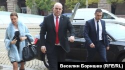 Иван Гешев пристига в президентството във вторник