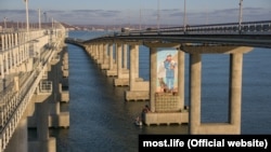 Така изглеждат опорите на Керченския мост.