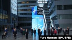 Лидерите на страните от НАТО позират за колективна снимка в Брюксел на 14 юни 2021 г.