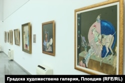 Картини от изложбата на Емил Стойчев в Градската художествена галерия на Пловдив.