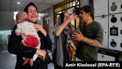 Ранени жители на Техеран след израелските атаки, 15 юни 2025 г.